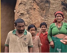 सुर्नया युथ क्लबले दृष्टिविहीन जग्गी महराको लागि सहयोग अभियान सञ्चालन