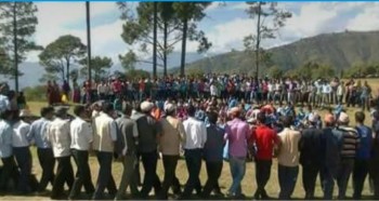 बैतडीको सिगास गाउँपालिका २ गाजरीमा भाेली देउडा कार्यक्रम हुने
