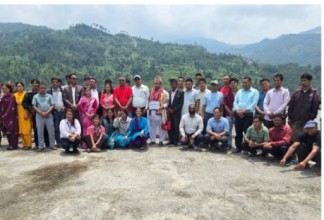 दलित बस्तीमा कर्मकाण्ड गर्दै आएका पन्तलाई पुर्चौंडी नगरपालिकाको सम्मान