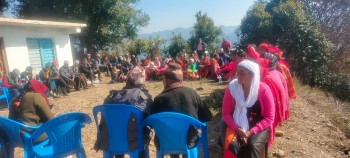 बैतडीको दोगडाकेदारमा बिभिन्न पार्टी परित्याग गरि एमालेमा प्रबेश 