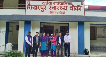 बैतडीको सुर्नया गाउँपालिका स्वास्थ्य संस्थाहरुको अनुगमन गर्दै