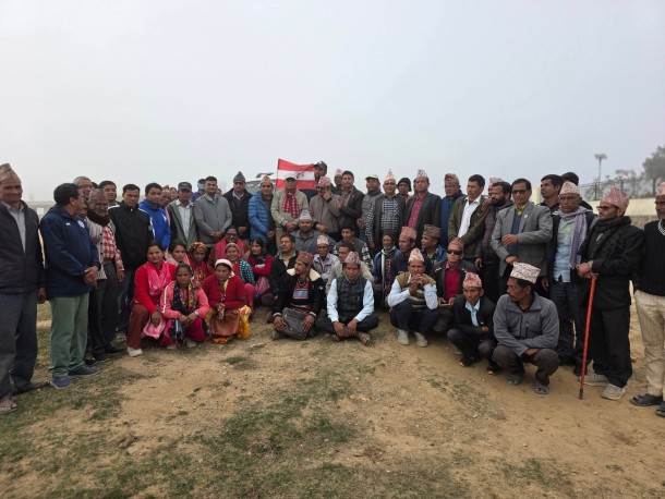 मतदातालाई धन्यवाद दिन गाउँगाउँ पुग्दै चतुर बहादुर चन्द