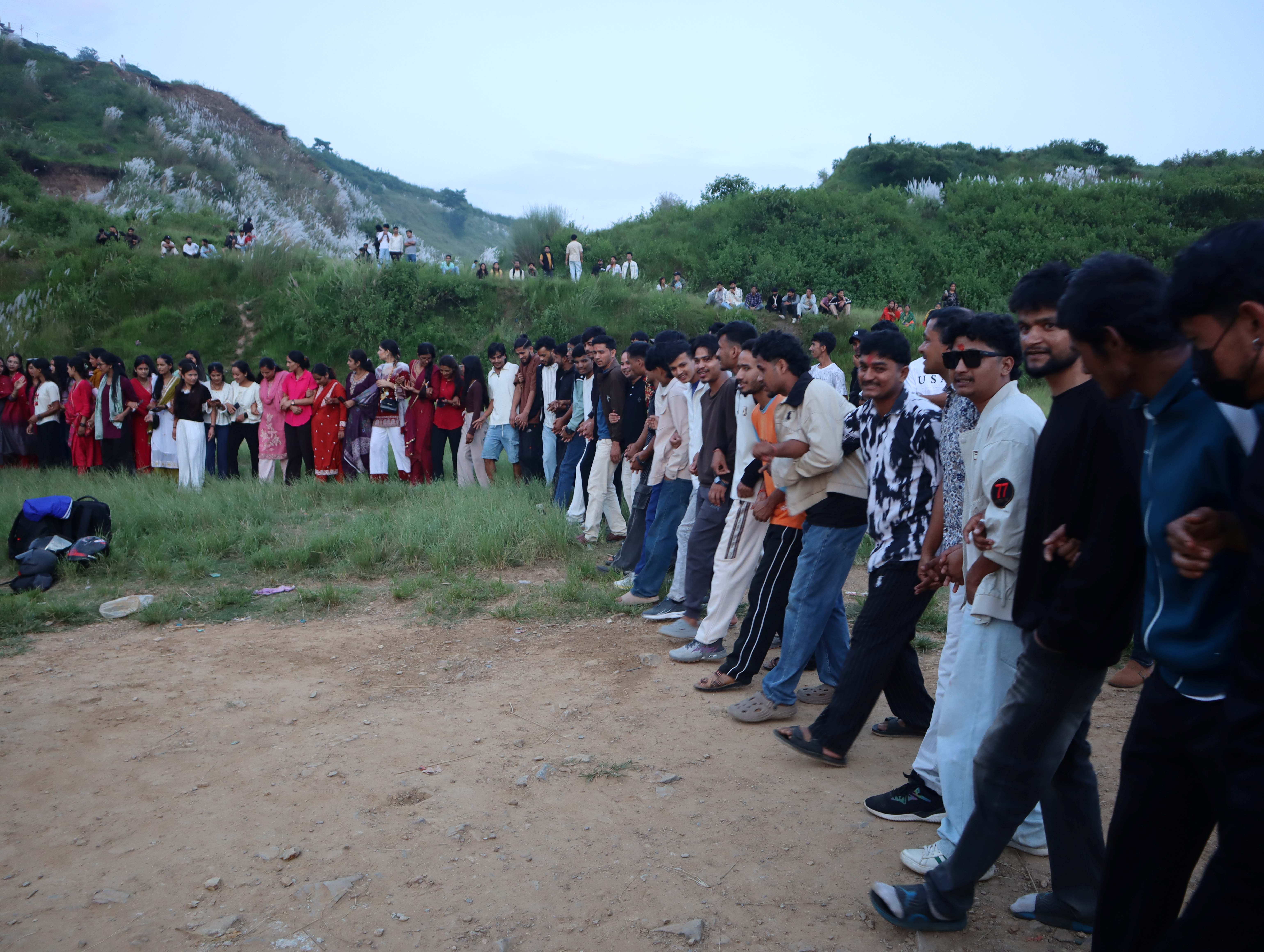 deuda-lammari-1789661808.JPG